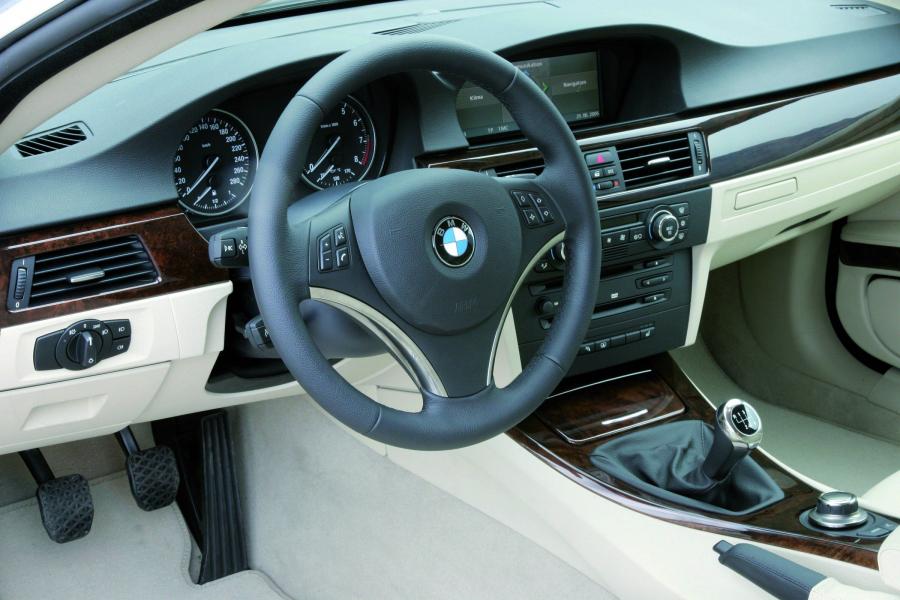 BMW 3-Series Coupe 2007 года  (фото 67 из 219)